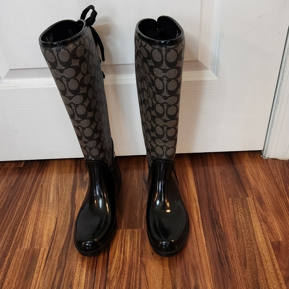 COACH Tristee Logo Lace-Up Rain Boots - Picture 4 of 7